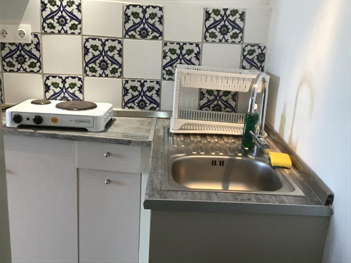 Pansion Andreas Apartment Тинос Екстериор снимка